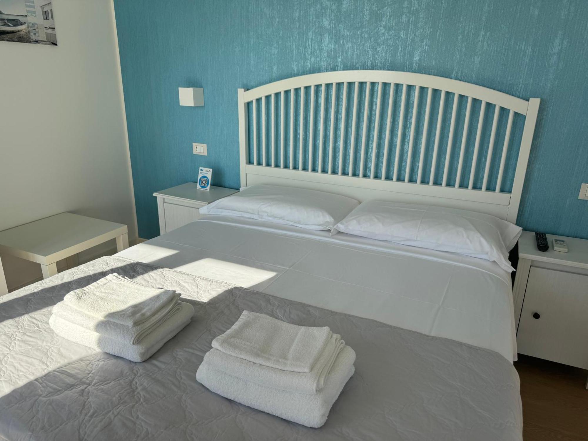 B&B Il Tramonto Capo dʼOrlando Exterior foto